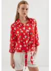 20243 Önü Bağlamalı Desenli Gömlek - Kırmızı