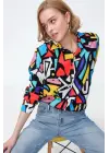 Çarpıcı Grafik Desenli Gömlek