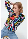 Çarpıcı Grafik Desenli Gömlek