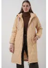 5138 Kapitone Uzun Şişme Mont - Bej