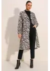 5853 Desenli Kruvaze Yaka Trençkot - C.Beyaz
