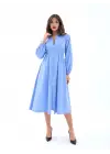 Omarı Şık ve Zarif Koyu Mavi Elbise
