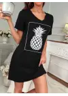 Omarı Yazın Enerjisini Yansıtan Ananas Desenli Elbise