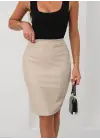 Arkadan yırtmaçlı kalem etek bej
