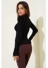 Basic Parmak Geçirme Detaylı Bluz siyah T4266