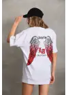 Omarı Yaratıcı Desenli Oversize Beyaz T-Shirt