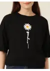 Omarı Yıldız Desenli Baskılı T-shirt