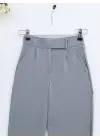 Beli Cırtcırt Detay Boru Paça Kumaş Pantolon -Gri