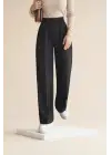 Beli Cırtcırt Detay Boru Paça Kumaş Pantolon -Siyah