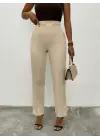 Beli Lastikli Cepli Metal Detaylı Pantolon -Bej