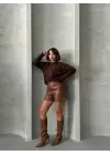 Omarı Rahat ve Şık Kahverengi Deri Şort