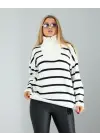 Çizgili Triko Kazak