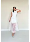 Omarı Organze Detaylı Beyaz Atlas Elbise