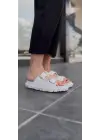 Omarı Rahat ve Şık Beyaz Günlük Kadın Terlik