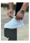 Omarı Hafif ve Şık Beyaz Erkek Sneaker