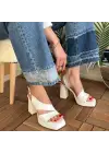 Göz Alıcı Beyaz Topuklu Ayakkabı