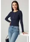 Çıtçıt Detaylı Bluz Lacivert T4343