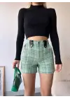 Çıtçıtlı siyah köprü tüvit şort yeşil