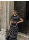 Omarı Şık ve Modern Çizgili Etekli Takım