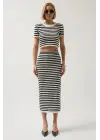 Çizgili Midi Dokulu Etek