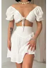 Omarı Şık Ekru Brode Crop ve Mini Etek Takımı
