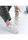 Omarı Rahatlık ve Şıklığı Bir Arada Sunan Bej Spor Ayakkabı