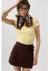 Omarı Parlak Fiyonk Detayıyla Mini Etek