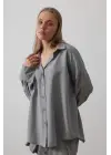 Omarı Şık Detaylı Gri Gömlek