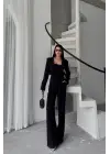Omarı Tasarım Detaylı Takım Siyah - Jakarlı Bluzlu Ceket Pantolon Bluz