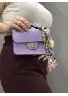 Omarı Şık Lila Cilt Çantası - Trendy Tasarım ve Kaliteli Malzeme