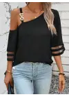 Kadın Askılı Asimetrik Kesim Kol Ve Yaka Kolda Tül Ve Aksesuar Detaylı Janjan Krep Bluz