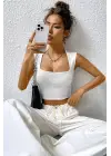 Omarı Beyaz Kare Yaka Kalın Omuz Detaylı Crop Top Bluz