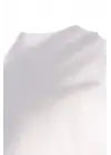 Omarı Tek Omuz Detaylı Beyaz Crop Top Bluz