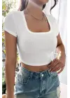 Omarı Yarım Kol Düz Yaka Crop Top Bluz