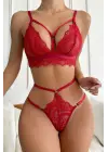 Omarı Kırmızı Cut-Out Büstiyerli Beli Çapraz Lastikli Takım
