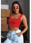 Omarı Derin V Yaka Kırmızı Crop Top - Şık ve Tarz