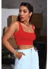 Omarı Derin V Yaka Kırmızı Crop Top - Şık ve Tarz