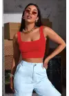 Omarı Derin V Yaka Kırmızı Crop Top - Şık ve Tarz