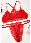 Omarı Çekici Kırmızı Dantel Detaylı Sütyen Külot Takımı