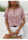 Kadın Kısa Kollu çentikli V Yaka Ve Düğme Detaylı çiçek Desenli Süprem Bluz