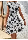 Omarı Çiçek Desenli Kısa Kollu Elbise