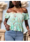 Omarı Çiçek Desenli Düğme Detaylı Kadın Kısa Kollu Bluz