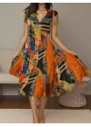 Kadın Kısa Kollu V Yaka Renkli Karışık Desen Kloş Süprem Midi Elbise
