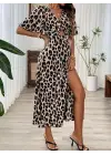 Kadın Kısa Kollu V Yakalı Beli Lastikli Yırtmaçlı Uzun Leopar Desenli Süprem Elbise
