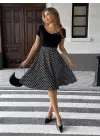 Kadın Kısa Kollu V Yakalı üst Viskon Alt Puantiyeli Kısa örme Krep Elbise