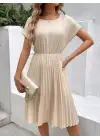 Kadın Kısa Kollu Yakası Açık Belden Lastikli Pileli Kısa Ithal Krep Elbise