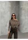 Kadın Leopar Desenli Düşük Omuzlu Bluz
