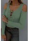 Kadın Omuzlardan Açık Uzun Kollu Bağcıklı Kaşkorse Bluz