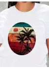 Omarı Yazın Tarzınızı Yansıtan Palmiye Desenli T-shirt