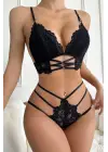 Omarı Siyah Dantel Detaylı Şık Sütyen ve Külot Takımı